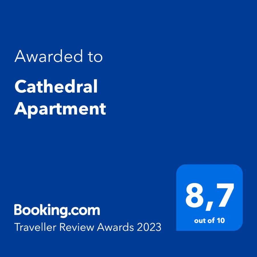 Cathedral Apartment, Upper Floor Apartment Севиля Екстериор снимка